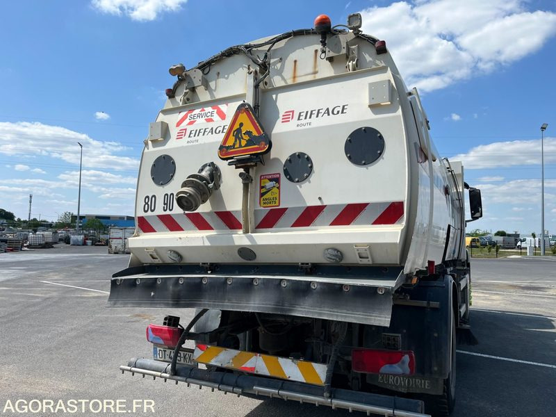 Barredora vial MAN EUROVOIRIE THP + Moteur auxiliaire John Deer - 2015 / 7300H (MA544)