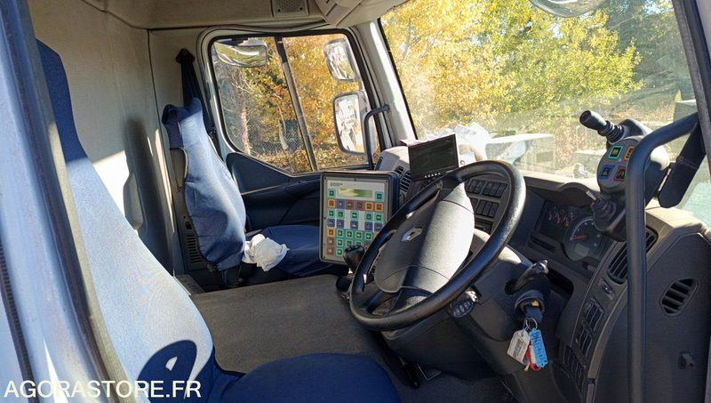 Barredora vial RENAULT MAJOR SCARAB - 2007 - 4730h