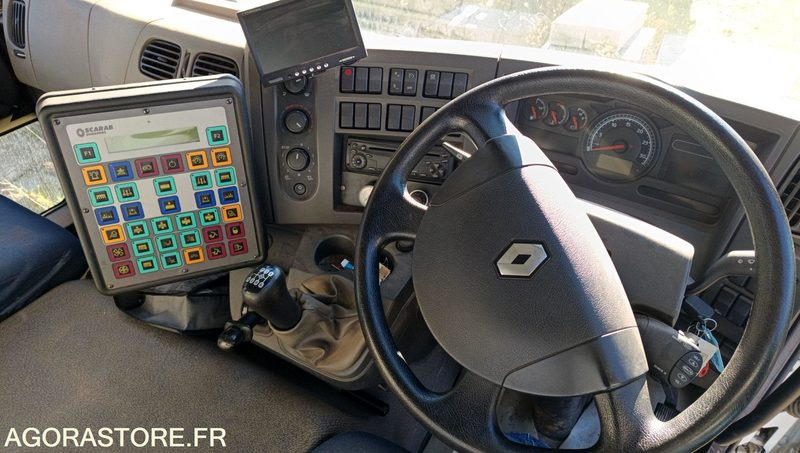 Barredora vial RENAULT MAJOR SCARAB - 2007 - 4730h