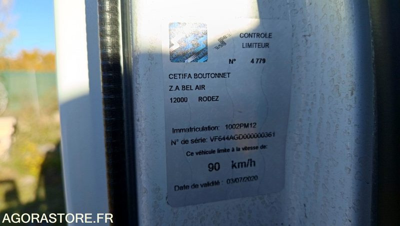 Barredora vial RENAULT MAJOR SCARAB - 2007 - 4730h