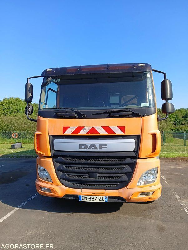 Camión de basura BENNE A ORDURES MENAGERES DAF - 2015 - 362 235 km