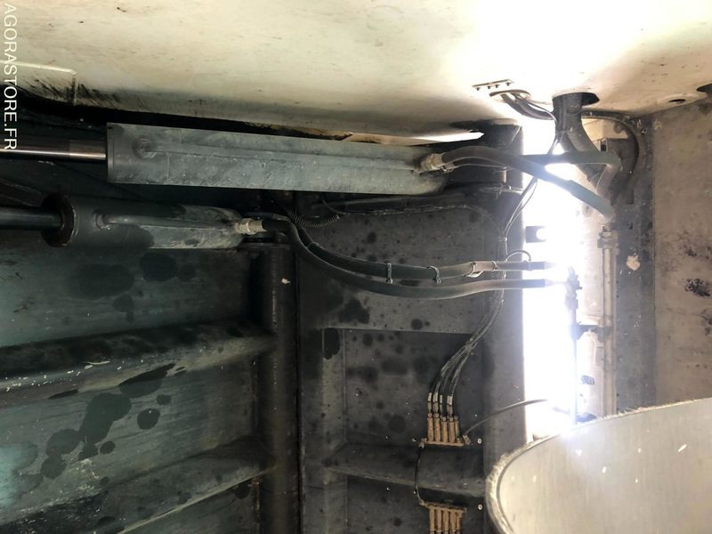 Camión de basura MERCEDES ECONIC (26t, 21 CV, 353 Cv, cabine bus, benne 23m3) - 138948 kms - 2018