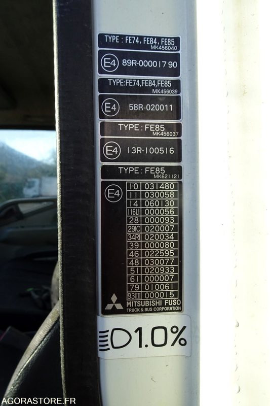 Camión de basura Mitsubishi Fuso