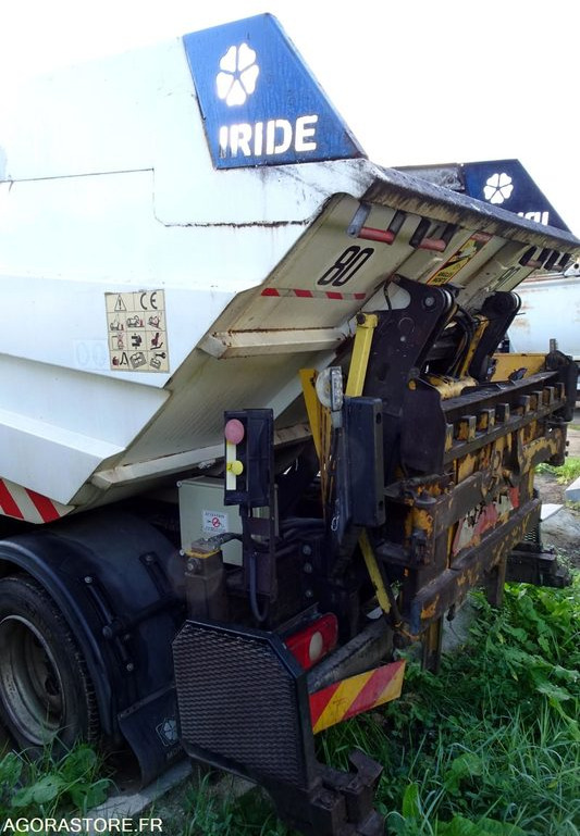Camión de basura Mitsubishi Fuso