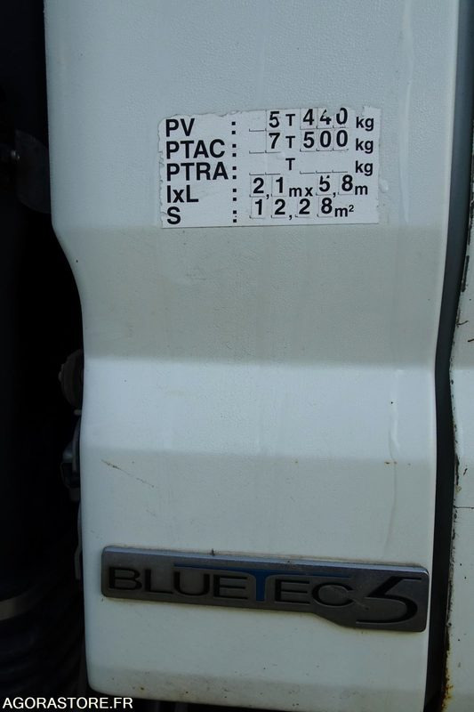 Camión de basura Mitsubishi Fuso