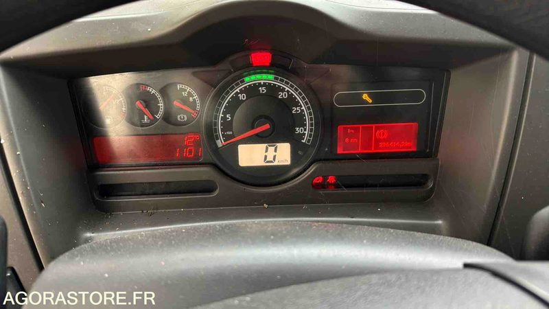 Camión de basura RENAULT 29CHB1DC237E - 2008 - 276414 KM