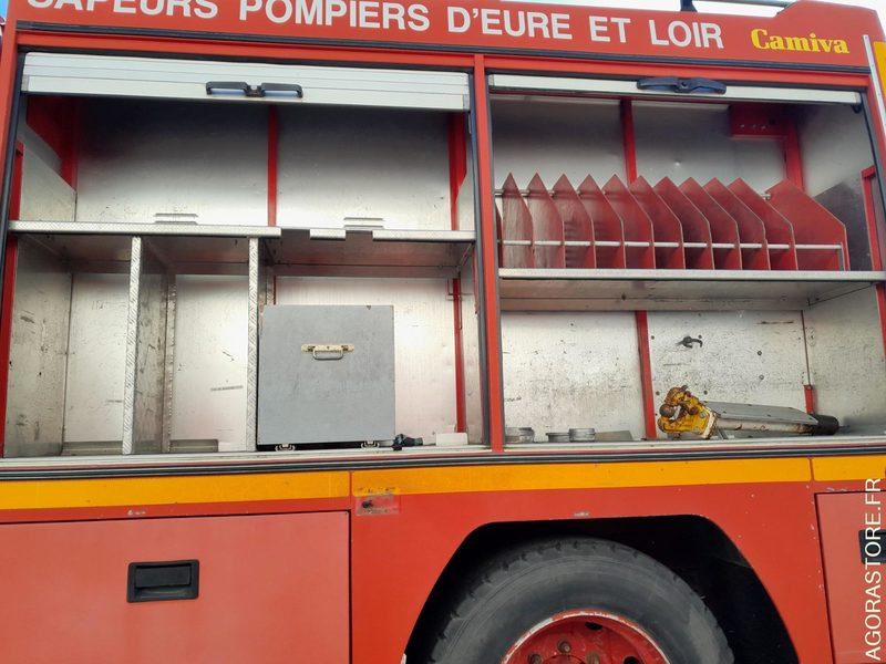 Camión de bomberos FOURGON POMPE TONNE - 56919kms