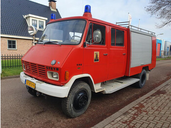 Steyr 590.132 Brandweerwagen 18.427 km - Camión de bomberos