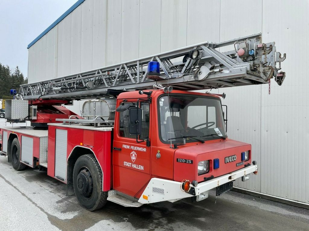 Camión de bomberos Iveco Magirus 120.25 Drehleiter 30m mit Korb!: foto 2