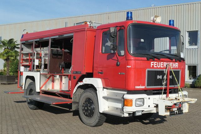 Camión de bomberos MAN 19.372 4x4, Feuerwehr, Rosenbauer, Allrad, 370PS: foto 2