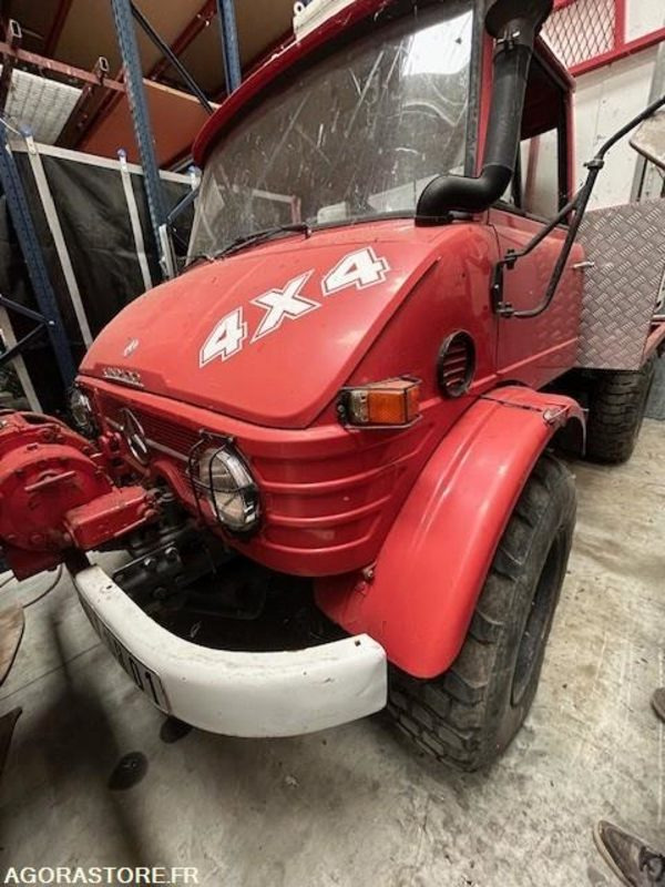 Vehículo municipal UNIMOG 406.200/416 4X4 17870 KM