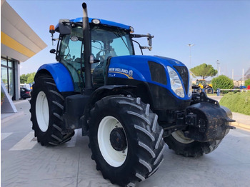  NEW HOLLAND T7.210 - Tractor: foto 2
