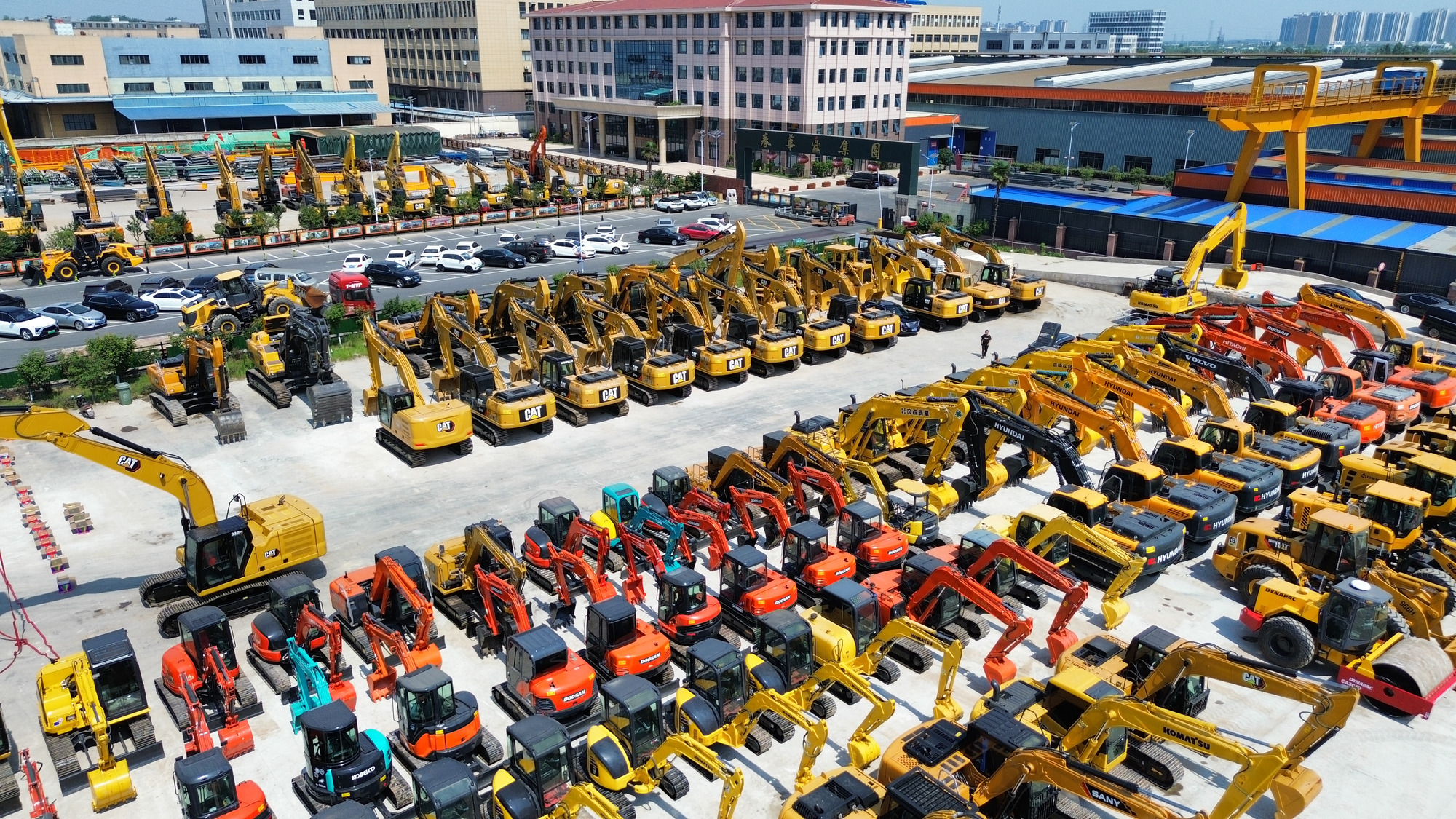 Toaks International Trading Company - Maquinaria de construcción CATERPILLAR - Año: 2009, Euro 3 undefined: foto 3