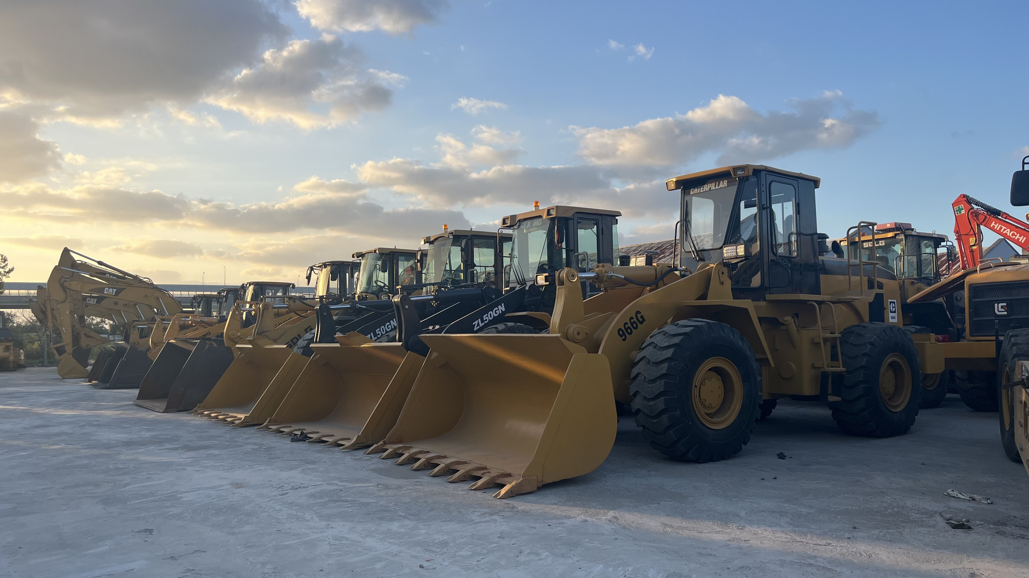 Sunight Development Company Limited - Cabezas tractoras undefined: foto 20