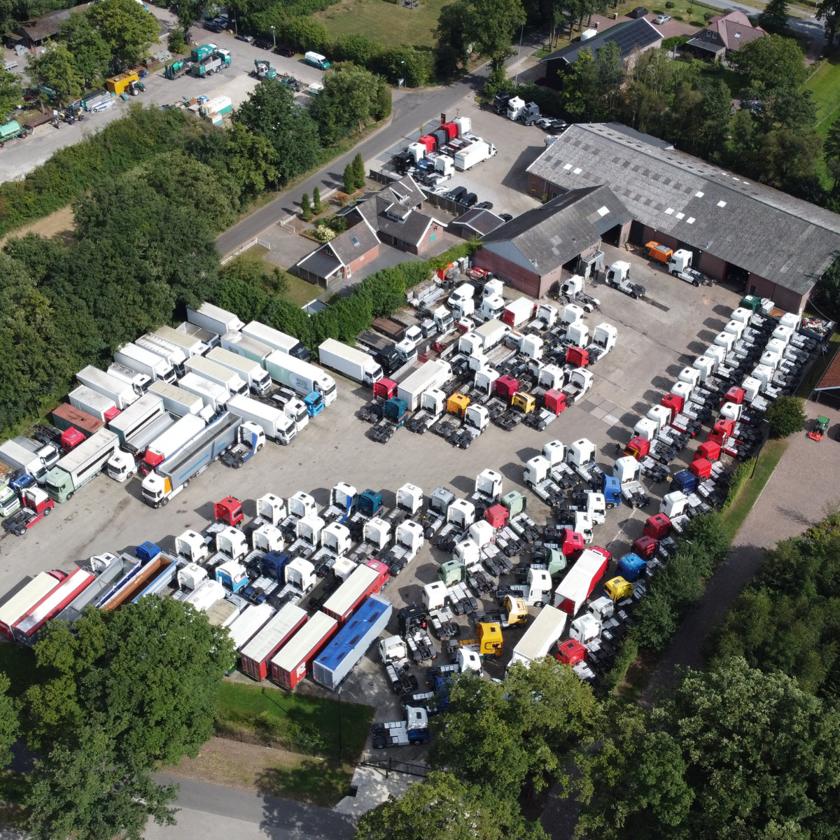 Hesselink Trucks B.V. - anuncios sobre venta undefined: foto 7