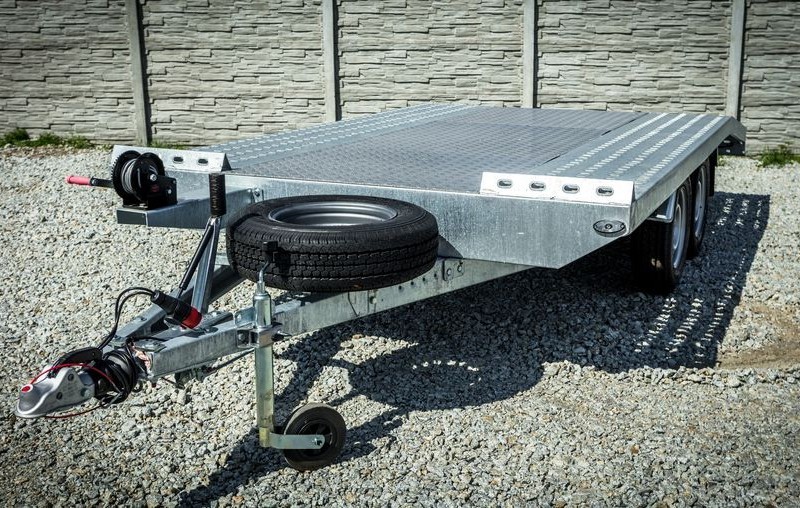 BORO CENTRUM DYSTRYBUCJI PRZYCZEP - Remolques BORO - 2-eje undefined: foto 18