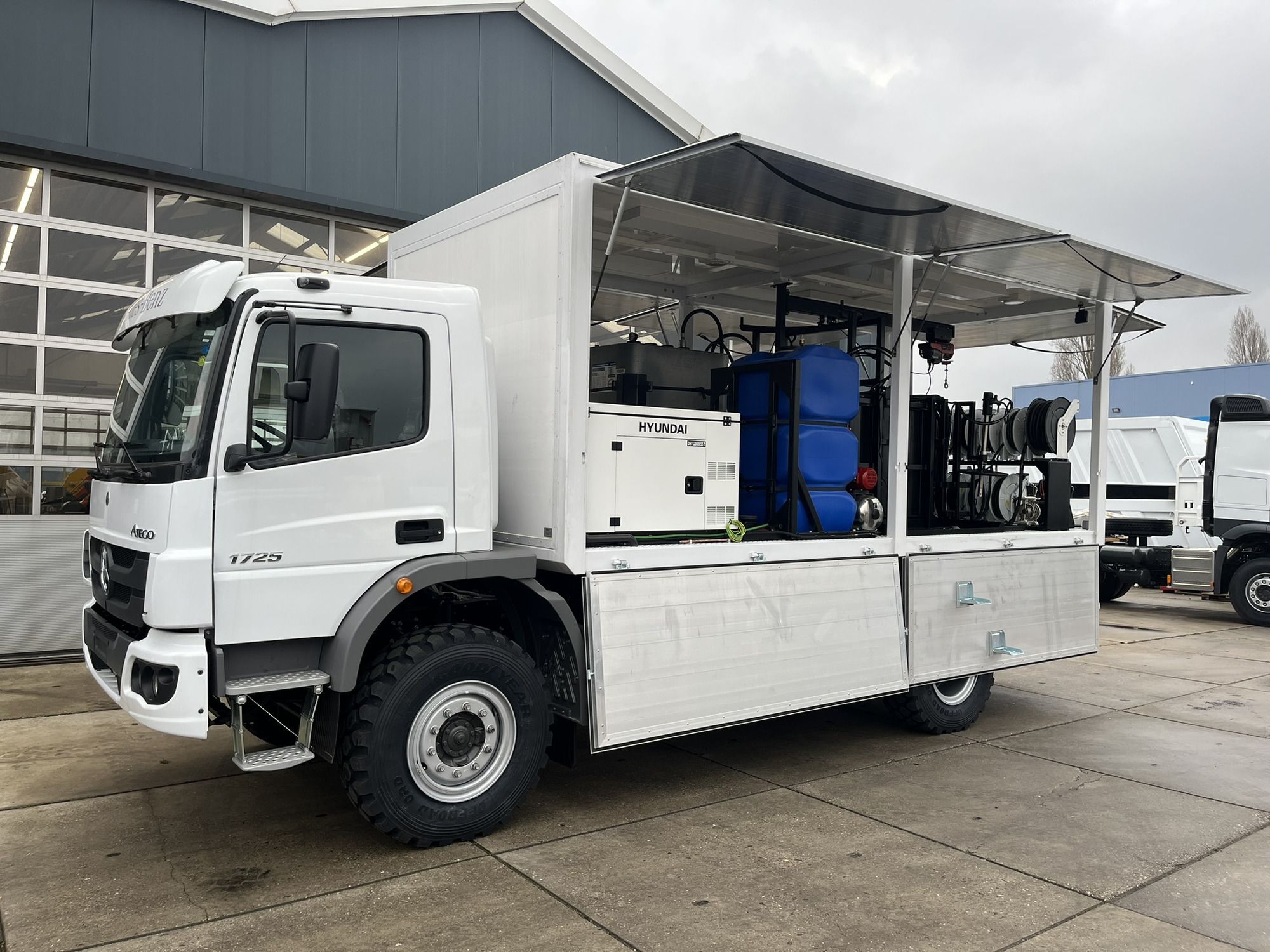 Schaften Automotive Trucks & Buses undefined: foto 25