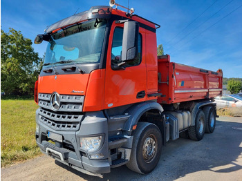 Camión volquete MERCEDES-BENZ Actros