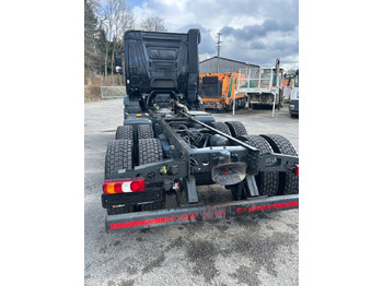 Camión chasis Mercedes-Benz Arocs 26.40 6x4 Kipperfahrgestell BB: foto 2 Camión chasis Mercedes-Benz Arocs 26.40 6x4 Kipperfahrgestell BB: foto 2