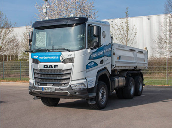 Camión volquete DAF XF