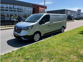 Furgoneta pequeña RENAULT Trafic E-Tech