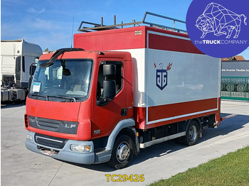 Camión caja cerrada DAF LF 45 140