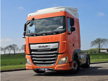 Arrendamiento de DAF XF 450 SPACECAB 2X TANK DAF XF 450 SPACECAB 2X TANK: foto 1