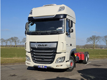 Camión chasis DAF XF 480