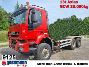 Camión chasis IVECO Trakker
