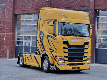 Cabeza tractora SCANIA S 540