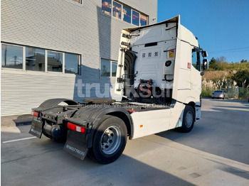 Cabeza tractora RENAULT T520 HIGH SLEEPER CAB: foto 5