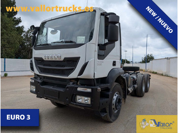 Camión IVECO Trakker