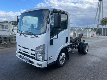Camión chasis ISUZU