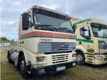Cabeza tractora VOLVO FH12 380
