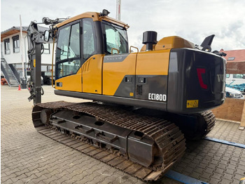 Excavadora de cadenas VOLVO EC180
