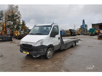 Camión portavehículos IVECO Daily