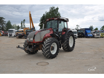 Tractor VALTRA T190