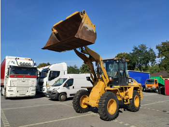 Cargadora de ruedas CATERPILLAR 914