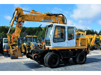 Arrendamiento de Liebherr A 900 ZW Litronic Koparka + Kolej Liebherr A 900 ZW Litronic Koparka + Kolej: foto 1