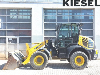 Minicargadora KOMATSU WA100