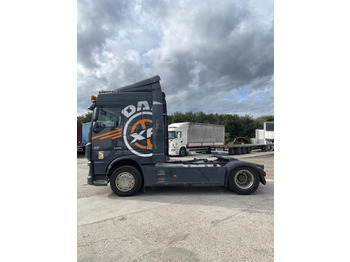 Cabeza tractora DAF XF 510: foto 5
