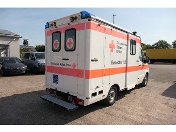 Arrendamiento de MERCEDES-BENZ Sprinter 316 CDI KLIMA Krankenwagen MERCEDES-BENZ Sprinter 316 CDI KLIMA Krankenwagen: foto 4