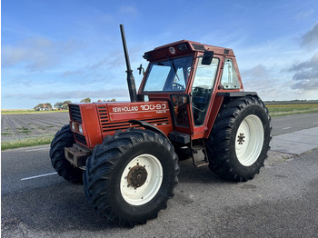 Tractor NEW HOLLAND