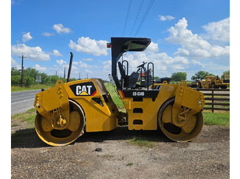 Rodillo CATERPILLAR CB534D