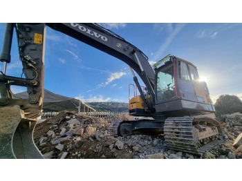 Excavadora de cadenas Volvo ecr235: foto 4 Excavadora de cadenas Volvo ecr235: foto 4