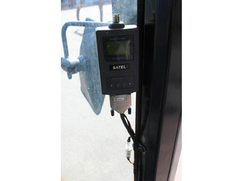 Apisonadora de asfalto CATERPILLAR CD10: foto 4