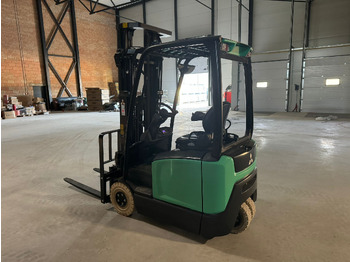 Arrendamiento de Mitsubishi FB18CN2T 32hours! Mitsubishi FB18CN2T 32hours!: foto 3 Arrendamiento de Mitsubishi FB18CN2T 32hours! Mitsubishi FB18CN2T 32hours!: foto 3