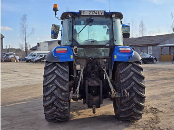 Tractor New Holland T5.115: foto 4