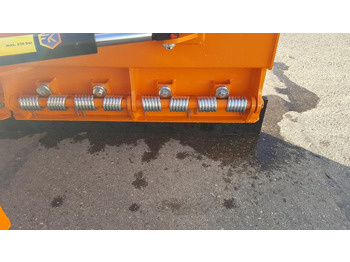 Arrendamiento de  Schneeschild 1,8m Weidemann Kommunal Schlepper Radlader Hoflader Schneeschild 1,8m Weidemann Kommunal Schlepper Radlader Hoflader: foto 5