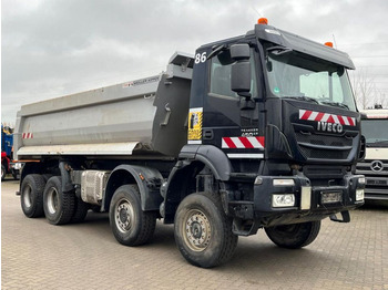 Camión volquete Iveco TRACKER AD450TW 4 Achs Muldenkipper Meiller: foto 2